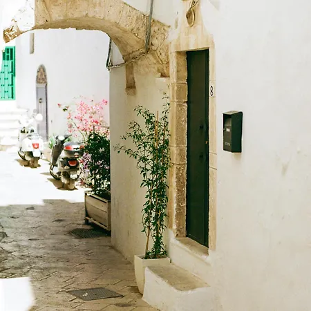 Nest House * Ostuni